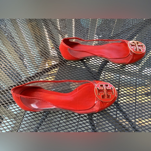 TORY BURCH RED LEATHER & VINYL BALLET FLATS - Picture 3 of 9